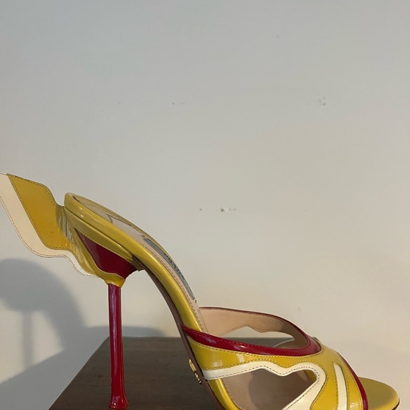Prada Hot Rod yellow heels - Picture 5 of 10